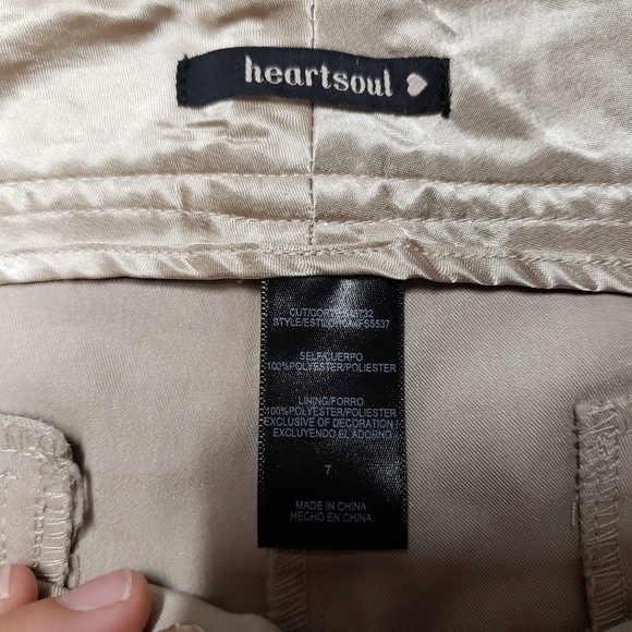 Shorts‎ - Picture 3 of 3